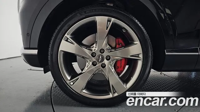 Genesis GV80 — Фото автомобиля 4
