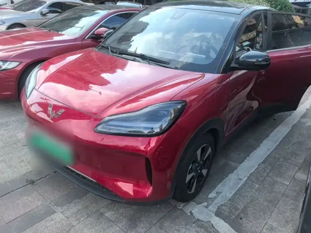 Фотография автомобиля — Wuling Binguo PLUS