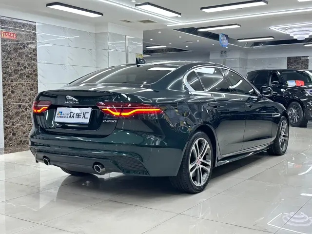 Jaguar XEL — Фото автомобиля 6