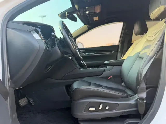 Cadillac XT5 — Фото автомобиля 8