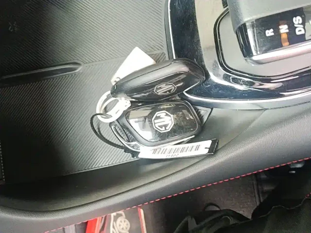 MG MG5 2025 300TGI Global Flagship — Фото автомобиля 16