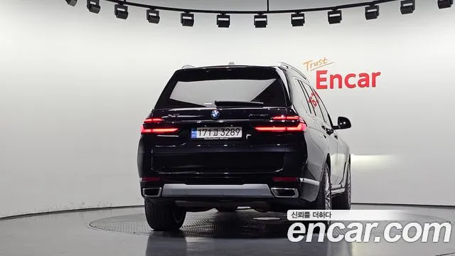 BMW X7 G07 — Фото автомобиля 4