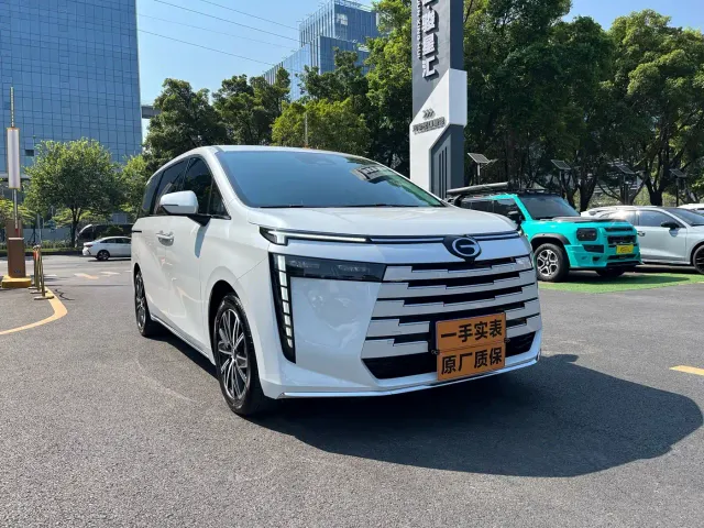 GAC Trumpchi E8 — Фото автомобиля 7