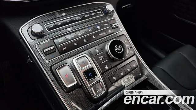 Hyundai Santafe Новый Santa Fe Дизель 2.2 2WD — Фото автомобиля 9
