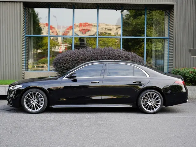 Mercedes-Benz S-Class — Фото автомобиля 3