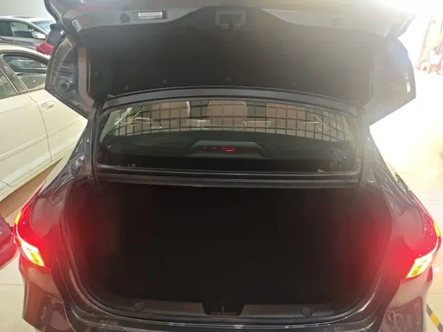 Changan Eado — Фото автомобиля 18