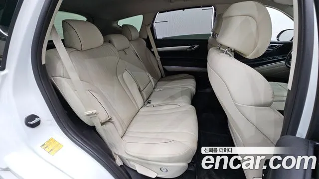Genesis GV80 — Фото автомобиля 11