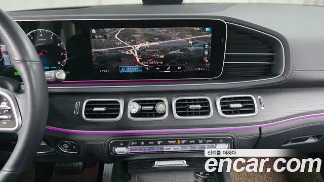 Mercedes-Benz GLE-Class — Фото автомобиля 26
