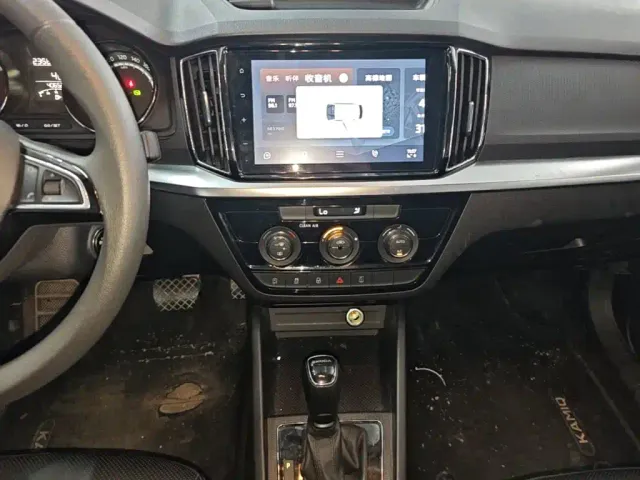 Skoda Kamiq — Фото автомобиля 12