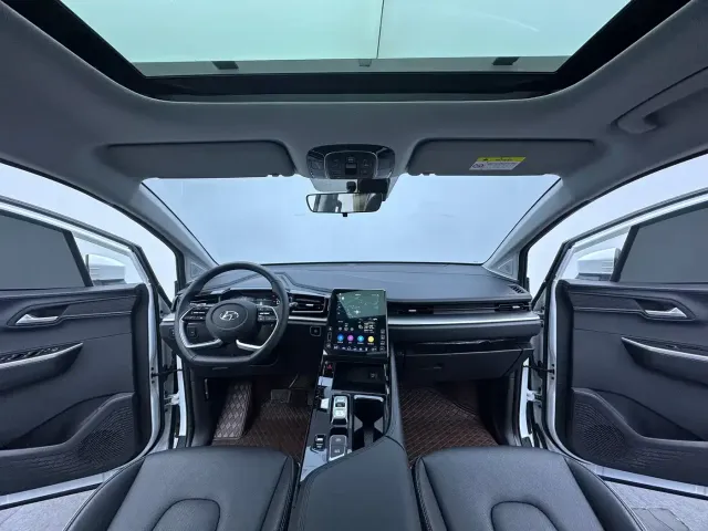 Hyundai Custo — Фото автомобиля 11