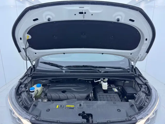 GAC Trumpchi M6 — Фото автомобиля 17