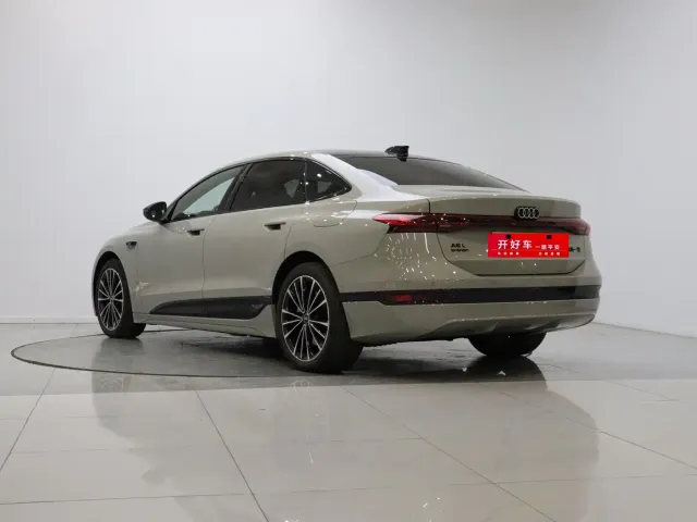 Audi A6L e-tron — Фото автомобиля 3