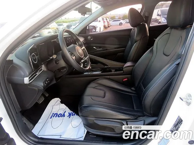 Hyundai Avante CN7 — Фото автомобиля 5