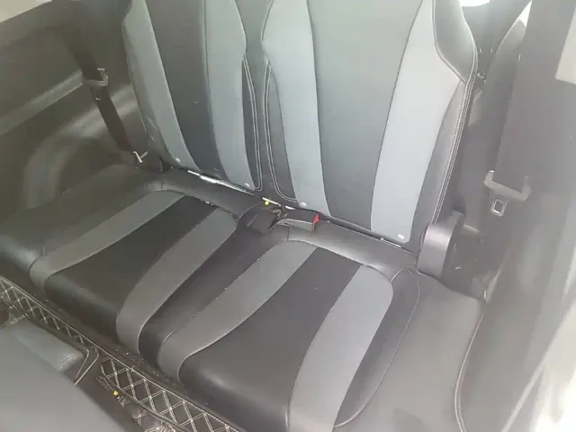 Roewe Clever — Фото автомобиля 16