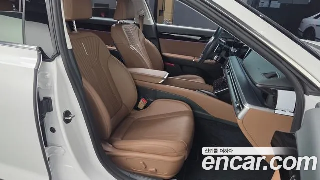 Hyundai Grandeur GN7 — Фото автомобиля 17