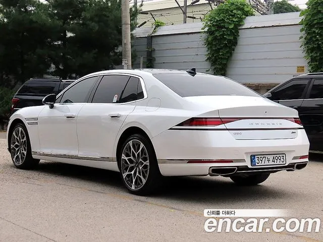 Genesis G90 — Фото автомобиля 3