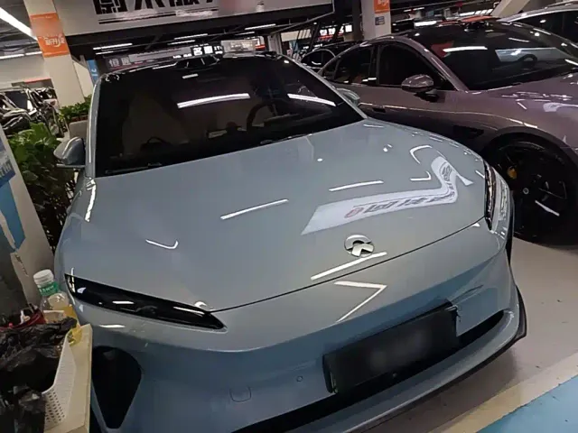 Nio ET5 — Фото автомобиля 3