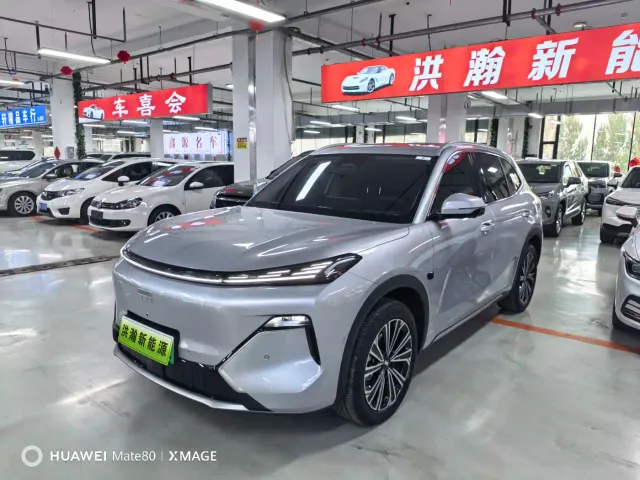 Фотография автомобиля — Geely Galaxy Starship 7 EM-i