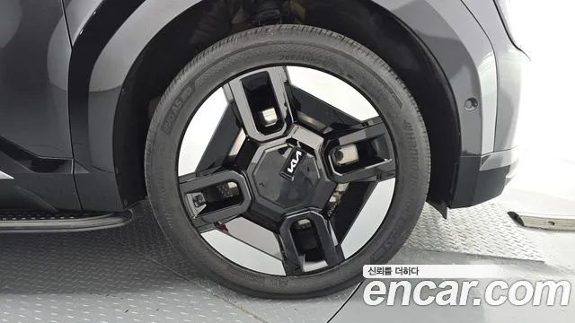 Kia EV9 — Фото автомобиля 21