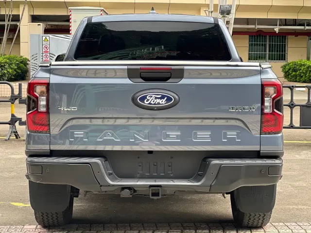 Ford Ranger — Фото автомобиля 14