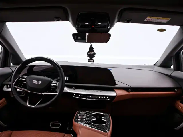 Cadillac Optiq — Фото автомобиля 5