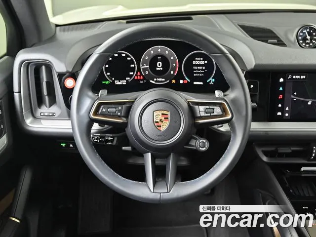 Porsche Cayenne — Фото автомобиля 13