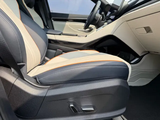 BYD Song PLUS — Фото автомобиля 30