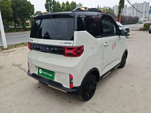 Wuling Hongguang Mini EV — Фото автомобиля 6