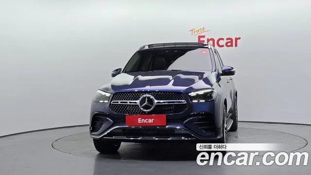 Mercedes-Benz GLE-Class — Фото автомобиля 3