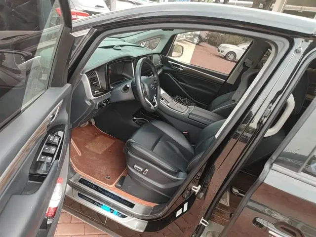 GAC Trumpchi M8 — Фото автомобиля 14
