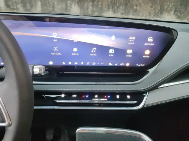 Buick E5 — Фото автомобиля 9