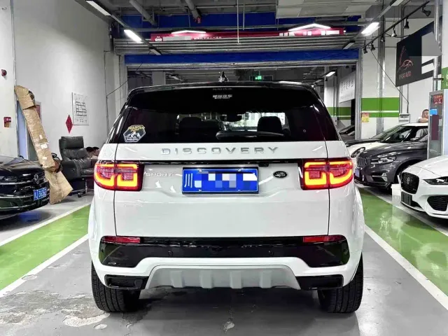 Land Rover Discovery Sport — Фото автомобиля 14