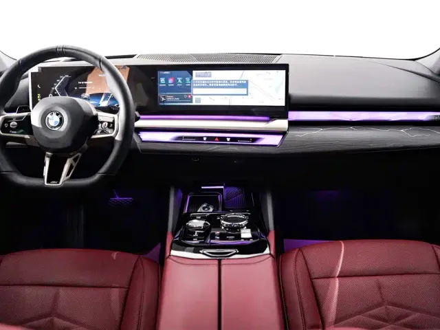 BMW 5 Series — Фото автомобиля 14