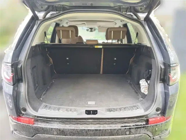 Land Rover Discovery Sport — Фото автомобиля 5