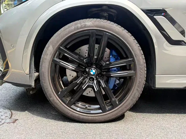 BMW X6 M — Фото автомобиля 7