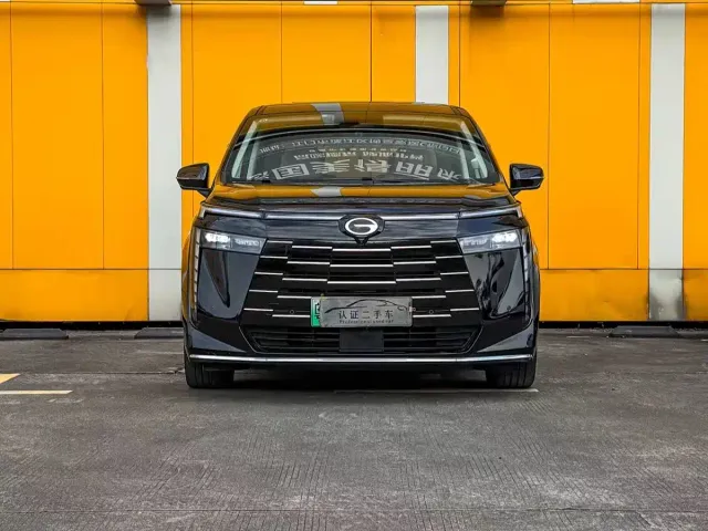 GAC Trumpchi E8 — Фото автомобиля 2