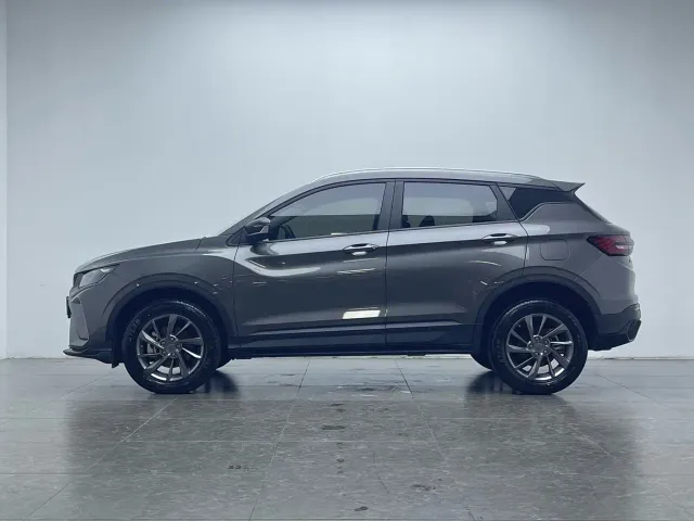 Geely Binyue — Фото автомобиля 8