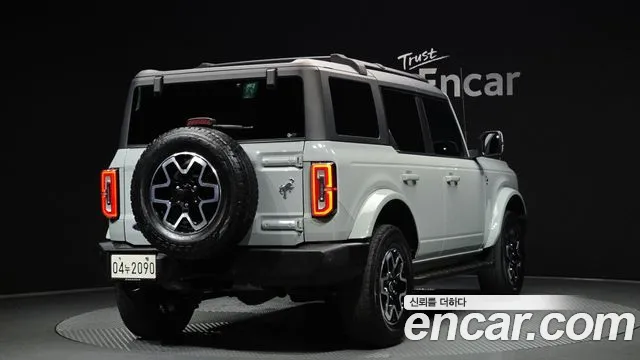 Ford Bronco 6th Gen — Фото автомобиля 2