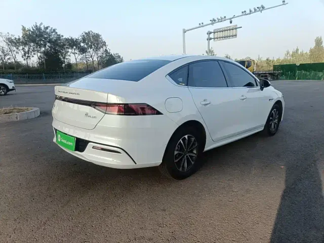 BYD Qin PLUS — Фото автомобиля 6
