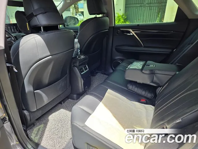 Lexus RX — Фото автомобиля 12