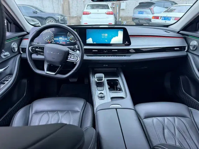 Chery Arrizo 8 — Фото автомобиля 5