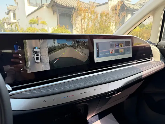 Maxus G90 — Фото автомобиля 15