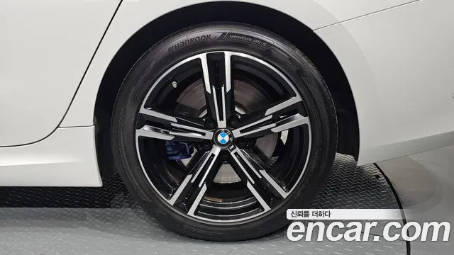BMW 3-Series 3 серия (G20) 320i M Sport — Фото автомобиля 18