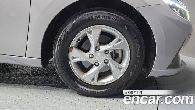 Hyundai Avante CN7 — Фото автомобиля 6