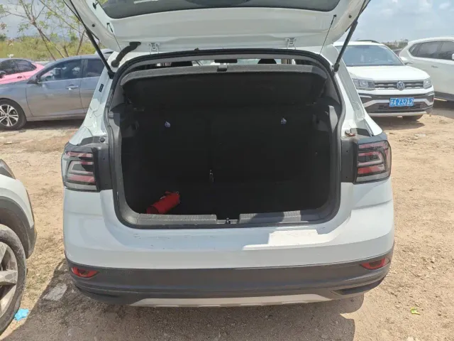Volkswagen T-Cross — Фото автомобиля 7