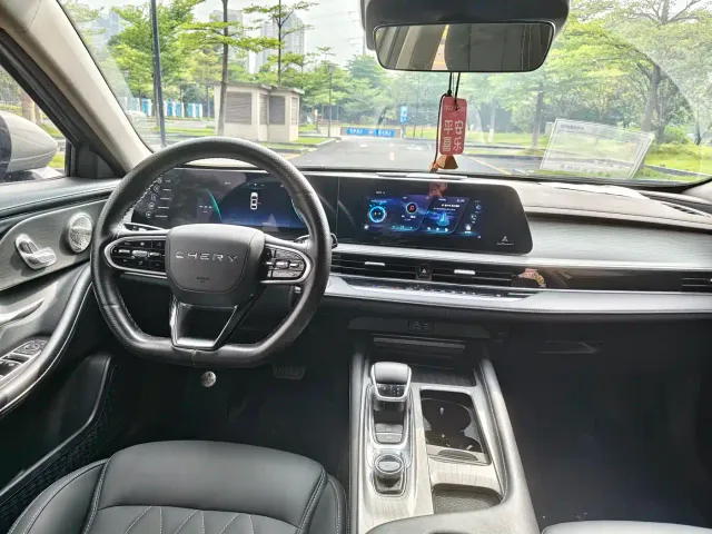 Chery Arrizo 8 — Фото автомобиля 4