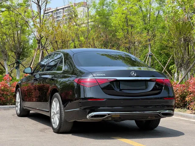 Mercedes-Benz S-Class — Фото автомобиля 4