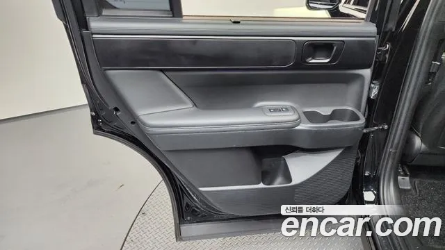 Hyundai Santafe Santa Fe (MX5) Бензин 2.5T 4WD — Фото автомобиля 20