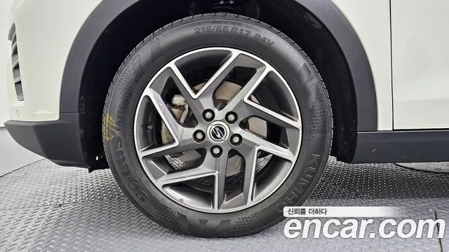 KG_Mobility_Ssangyong TIBOLI Very New Tivoli Бензин 1.5 2WD — Фото автомобиля 5