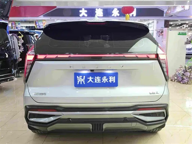 Geely Boyue L — Фото автомобиля 13